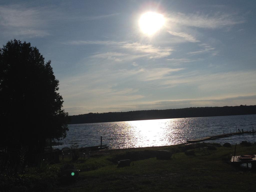 N' This On The Bay -Vacation Suite Wiarton Exteriér fotografie