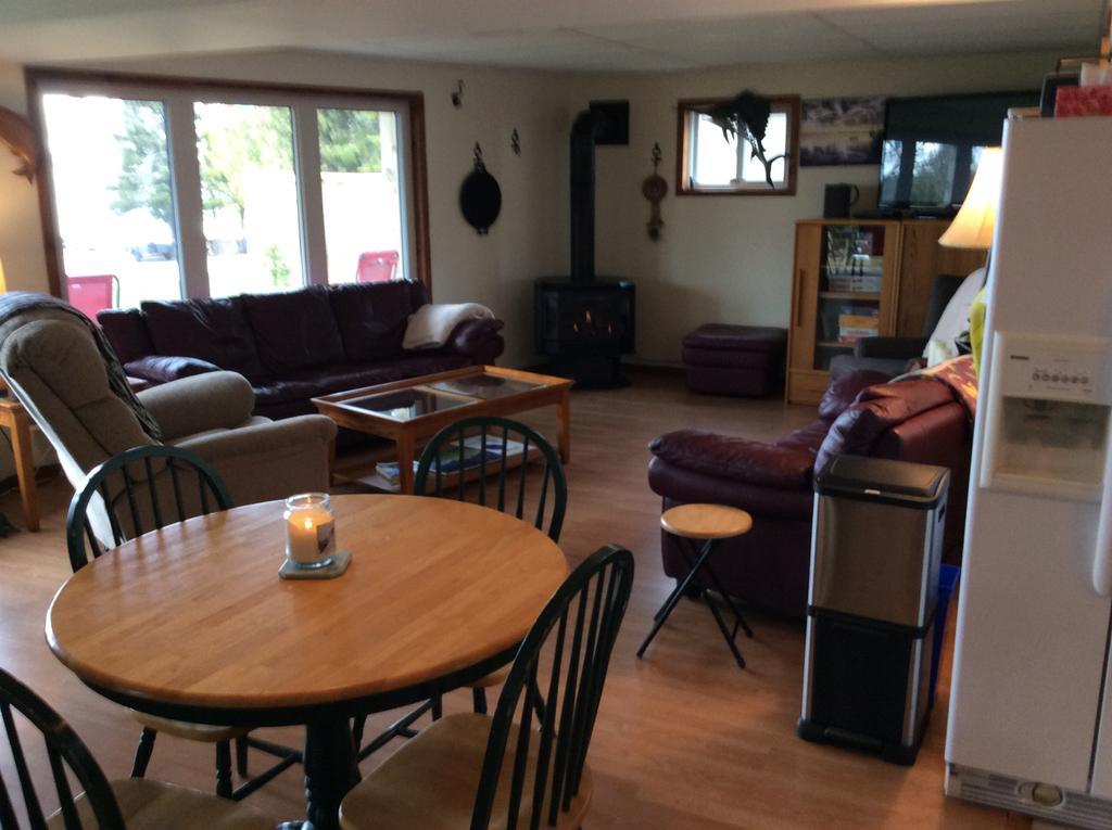 N' This On The Bay -Vacation Suite Wiarton Exteriér fotografie