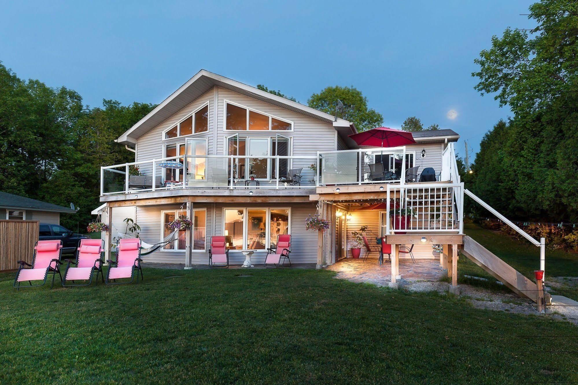 N' This On The Bay -Vacation Suite Wiarton Exteriér fotografie