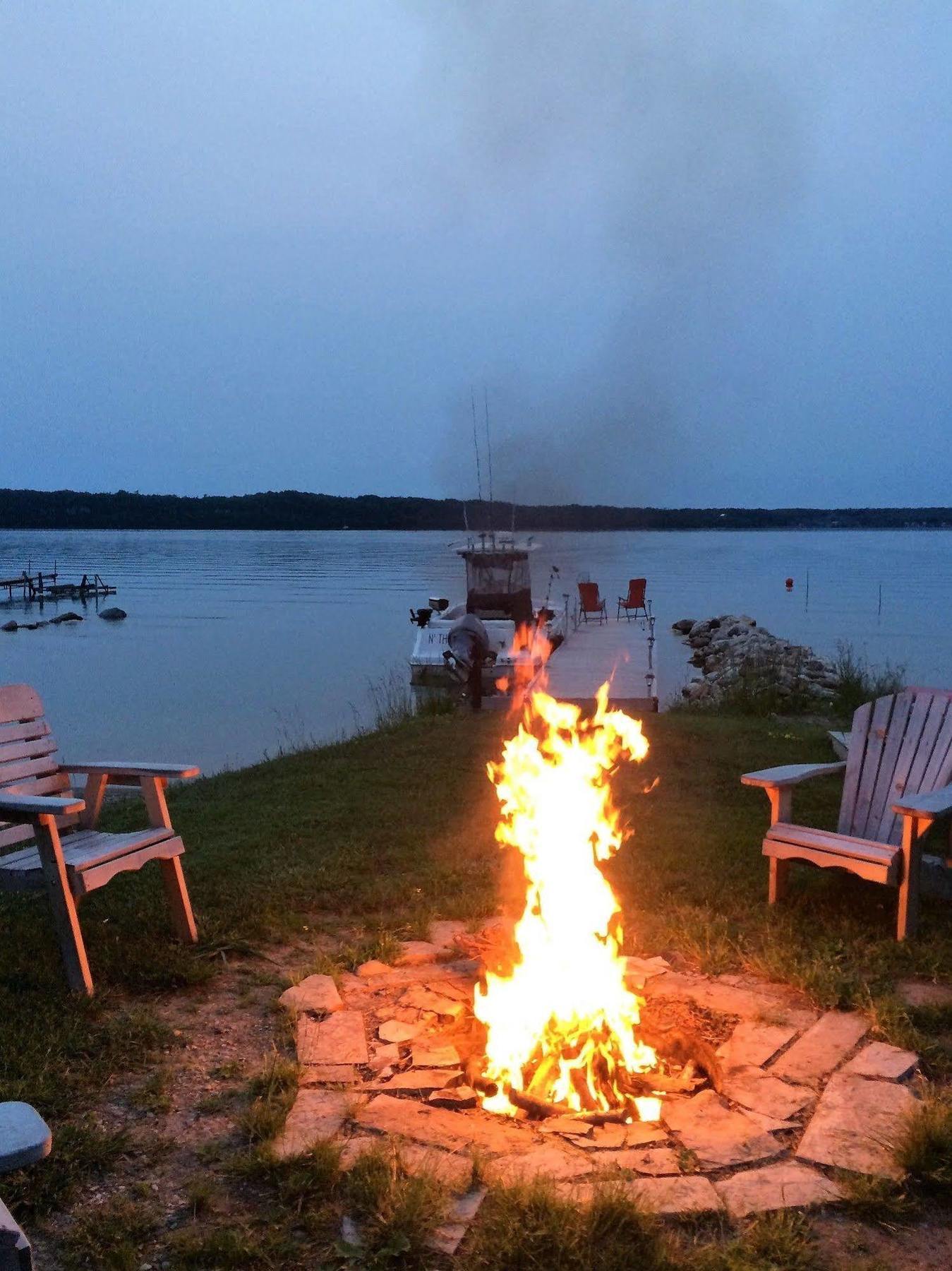 N' This On The Bay -Vacation Suite Wiarton Exteriér fotografie